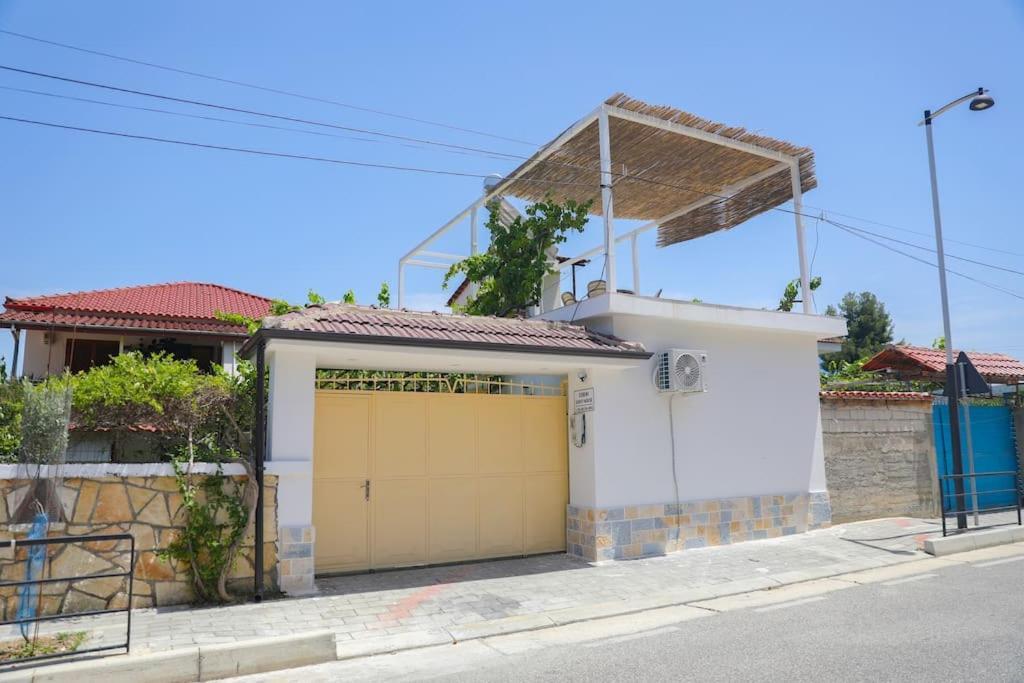 Cereni Guesthouse 培拉特 外观 照片